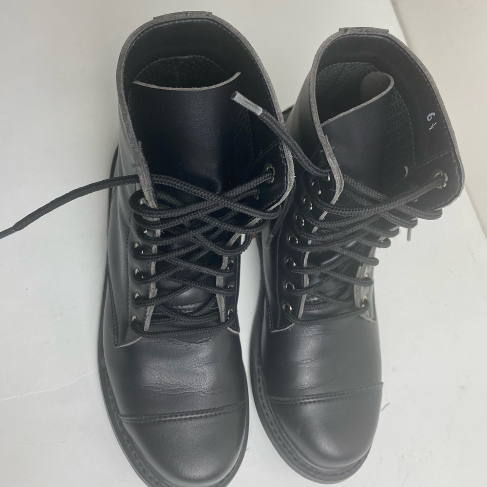 Nicora Sustainable Vegan lace up boots black wood heel American Made sz 6.5 - Picture 3 of 11